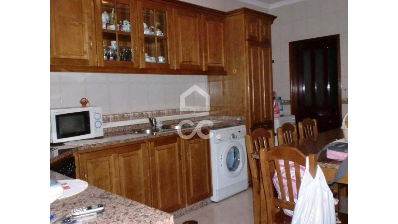 Apartamento T3 para Venda em Cernadelo e Lousada (São Miguel e Santa Margarida) Foto 1