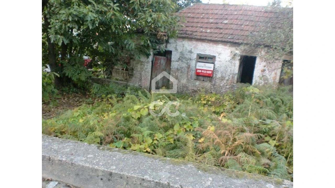 Moradia para Venda em Cernadelo e Lousada (São Miguel e Santa Margarida) Foto 1