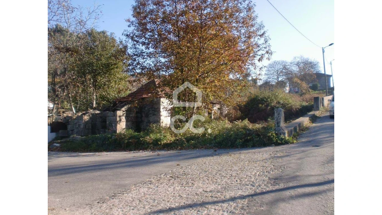 Moradia para Venda em Cernadelo e Lousada (São Miguel e Santa Margarida) Foto 4