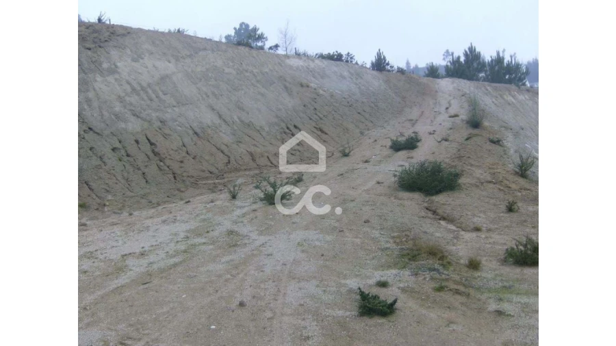 Terreno para Venda em Figueiras e Covas Foto 4