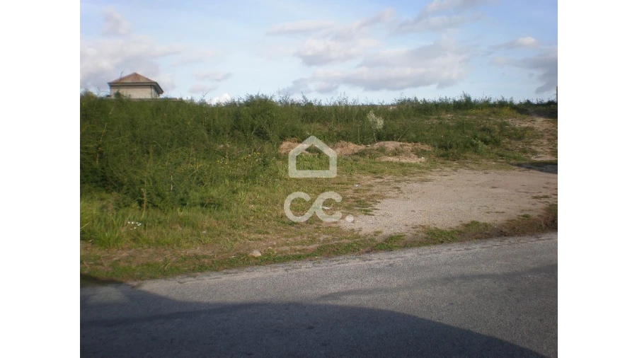 Terreno para Venda em Aveleda Foto 2