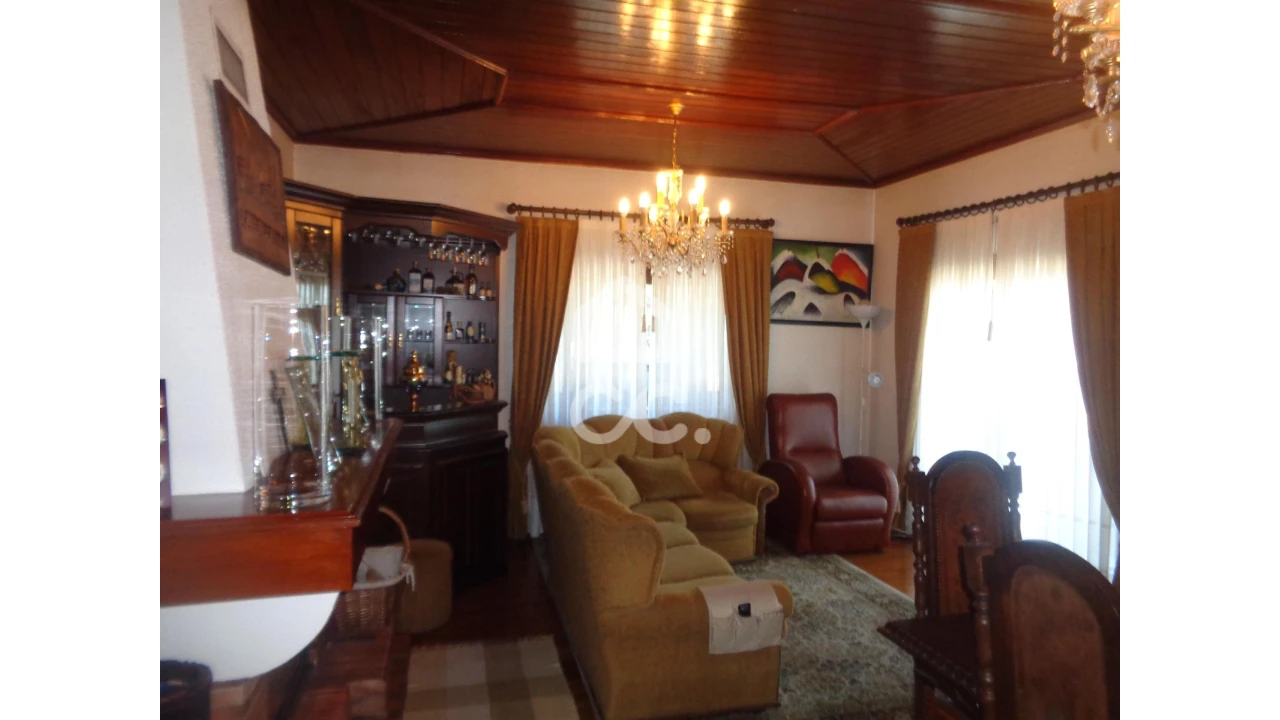 Moradia T4 para Venda em Figueiras e Covas Foto 7