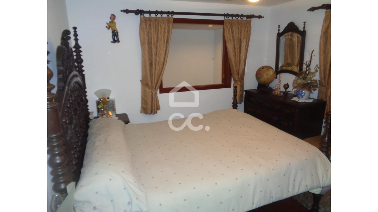 Moradia T4 para Venda em Figueiras e Covas Foto 9