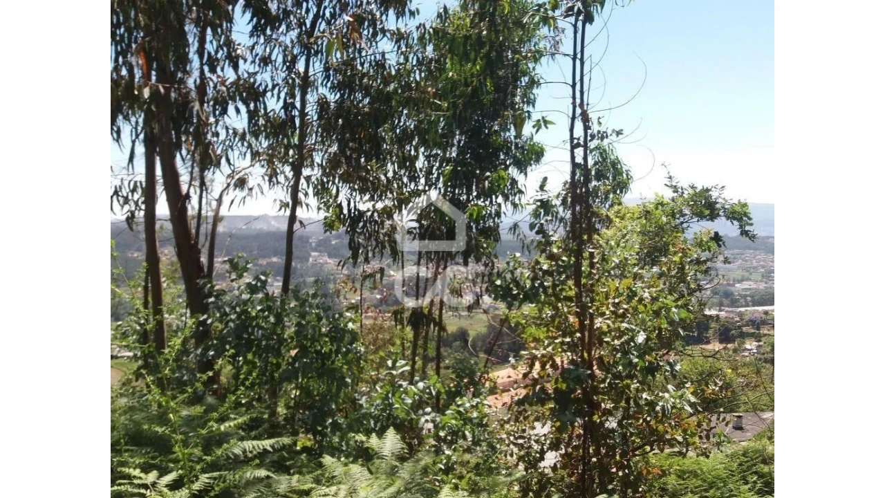 Terreno para Venda em Valpedre Foto 4