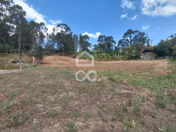 Terreno para Venda em Guilhufe e Urrô
