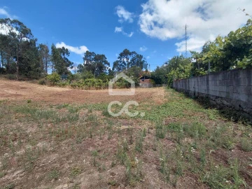 Terreno para Venda em Guilhufe e Urrô