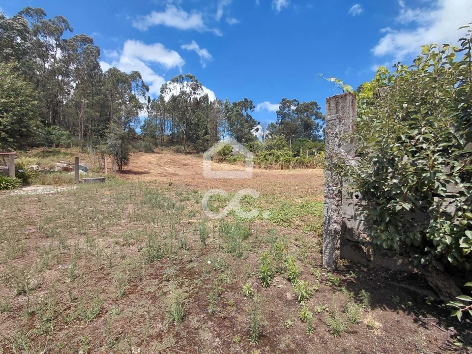 Terreno para Venda em Guilhufe e Urrô Foto 2