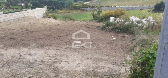 Terreno para Venda em Paredes