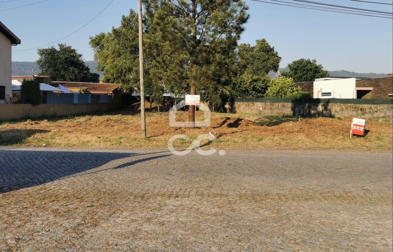 Terreno para Venda em Valongo Foto 2
