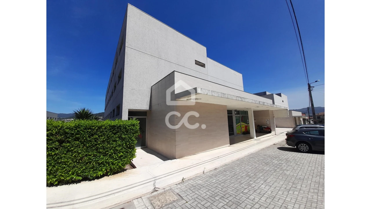 Negócio para Venda em Caldas de Vizela (São Miguel e São João) Foto 2