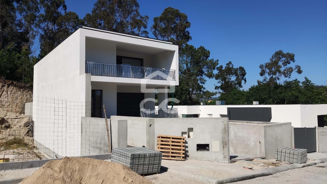 Moradia T3 para Venda em Macieira Foto 1