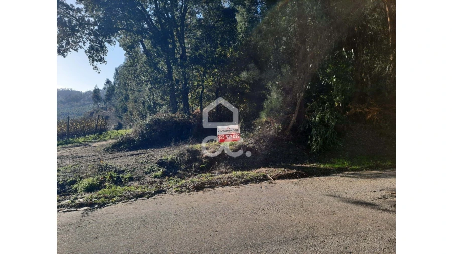 Terreno para Venda em Cernadelo e Lousada (São Miguel e Santa Margarida) Foto 4