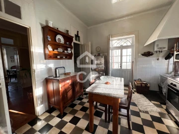 Moradia T6 para Venda em Silvares, Pias, Nogueira e Alvarenga