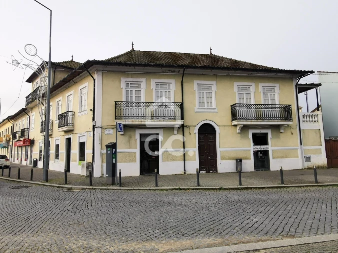 Moradia T6 para Venda em Silvares, Pias, Nogueira e Alvarenga Foto 2