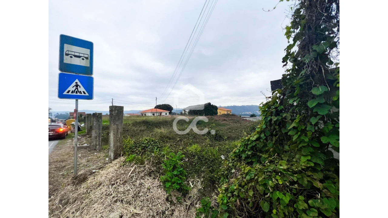 Terreno para Venda em Sobreira Foto 3