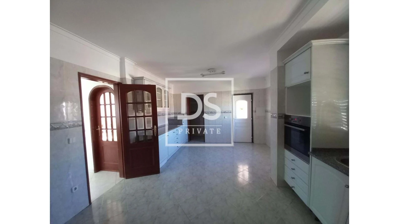 Moradia T3 para Venda em Charneca de Caparica e Sobreda Foto 11