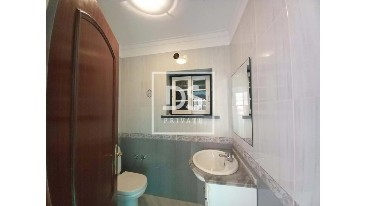 Moradia T3 para Venda em Charneca de Caparica e Sobreda Foto 8