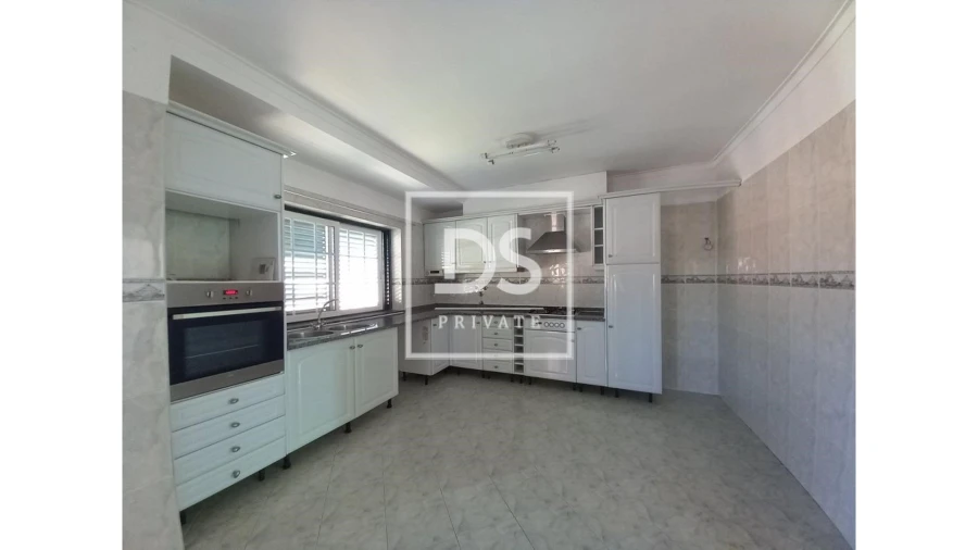 Moradia T3 para Venda em Charneca de Caparica e Sobreda Foto 13