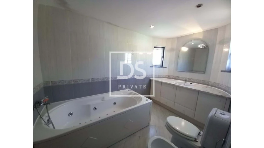 Moradia T3 para Venda em Charneca de Caparica e Sobreda Foto 18