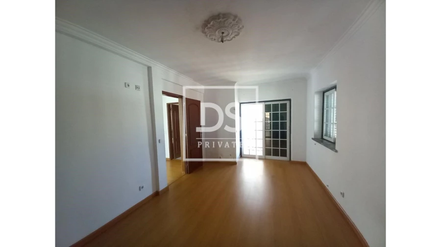 Moradia T3 para Venda em Charneca de Caparica e Sobreda Foto 16