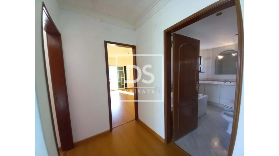 Moradia T3 para Venda em Charneca de Caparica e Sobreda Foto 17