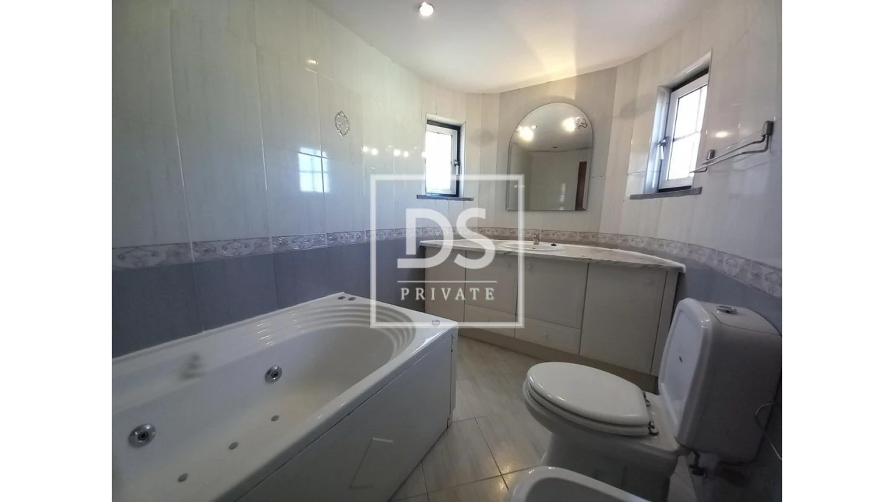 Moradia T3 para Venda em Charneca de Caparica e Sobreda Foto 19