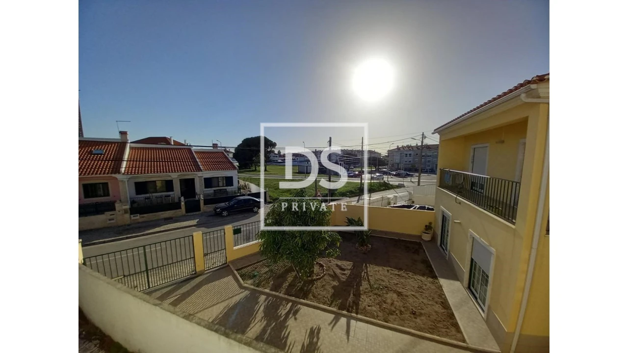 Apartamento T2 para Venda em São Francisco Foto 1