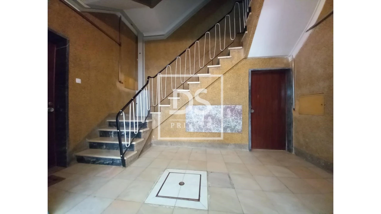 Apartamento T4 para Venda em Laranjeiro e Feijó Foto 9