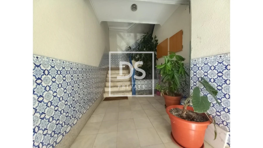 Apartamento T2 para Venda em Laranjeiro e Feijó Foto 18