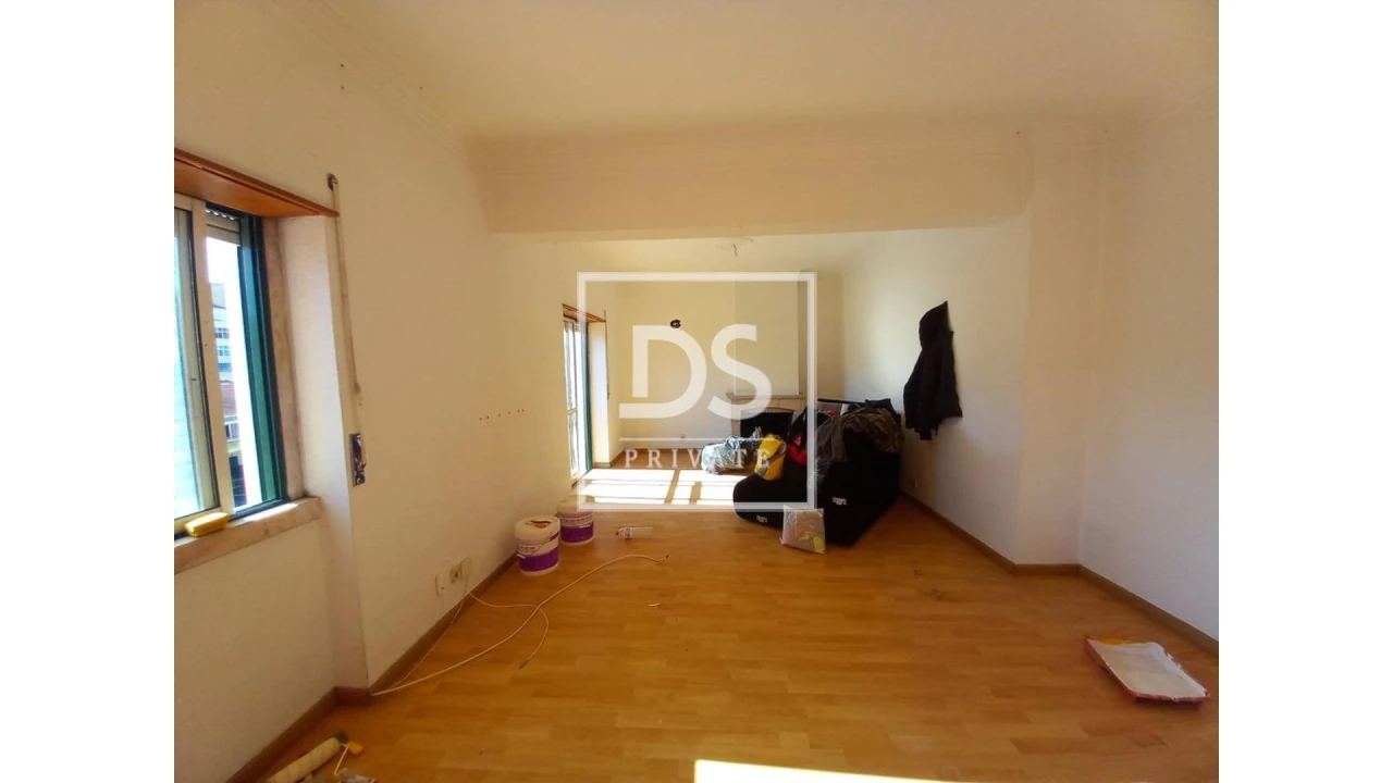 Apartamento T2 para Venda em Laranjeiro e Feijó Foto 9