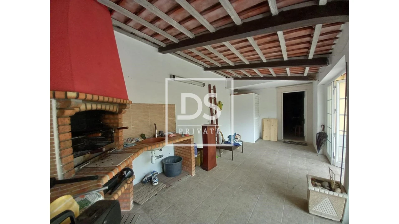 Moradia T5 para Venda em Carregado e Cadafais Foto 26