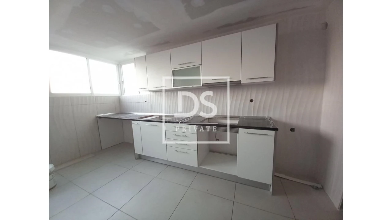 Apartamento T2 para Venda em Santo Antonio da Charneca Foto 8