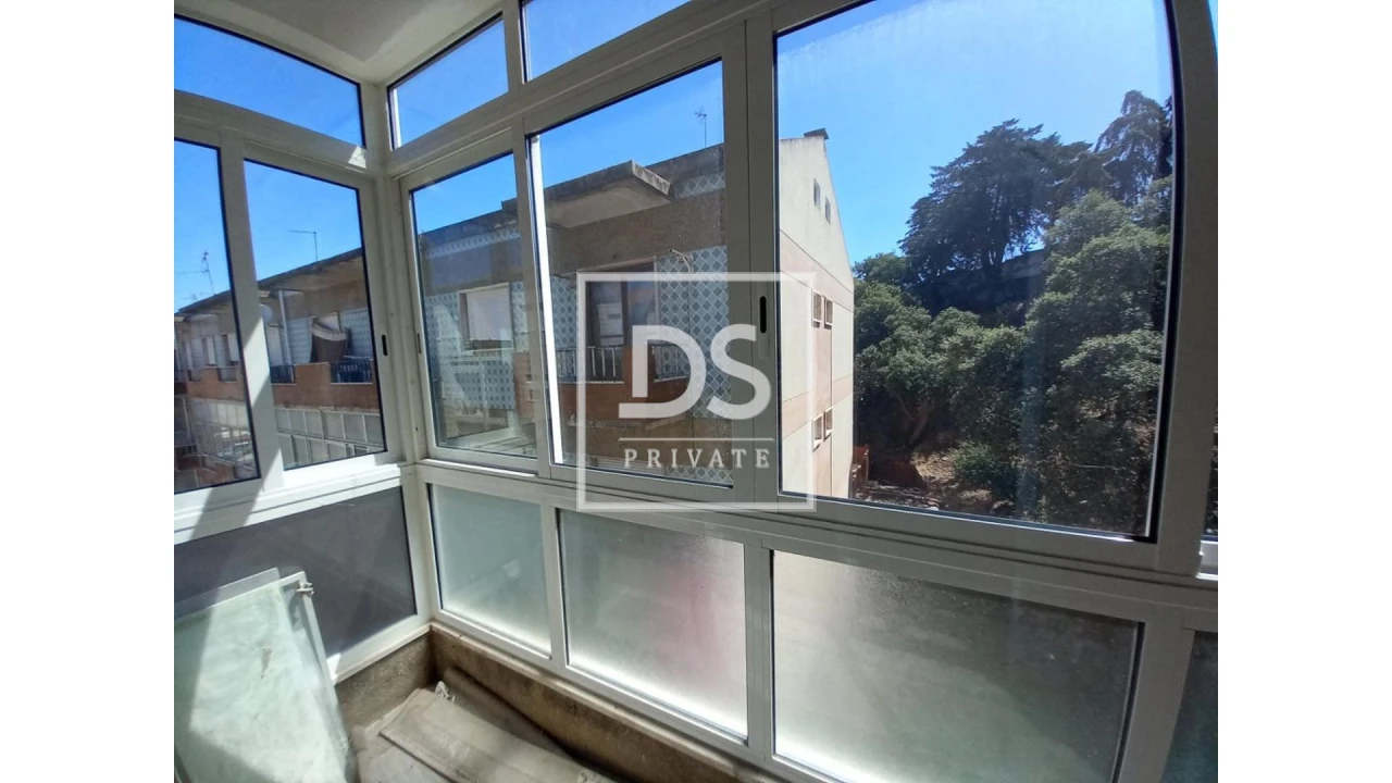 Apartamento T2 para Venda em Setubal (São Sebastião) Foto 1