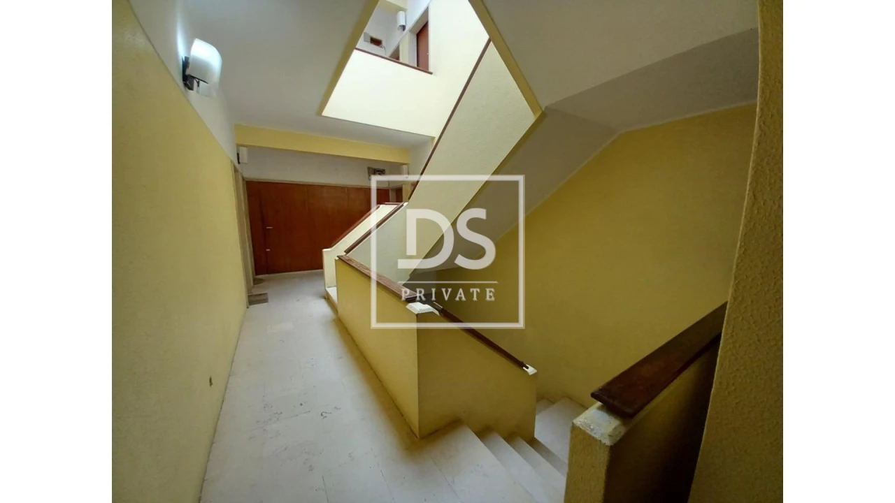 Apartamento T1 para Venda em Corroios Foto 5