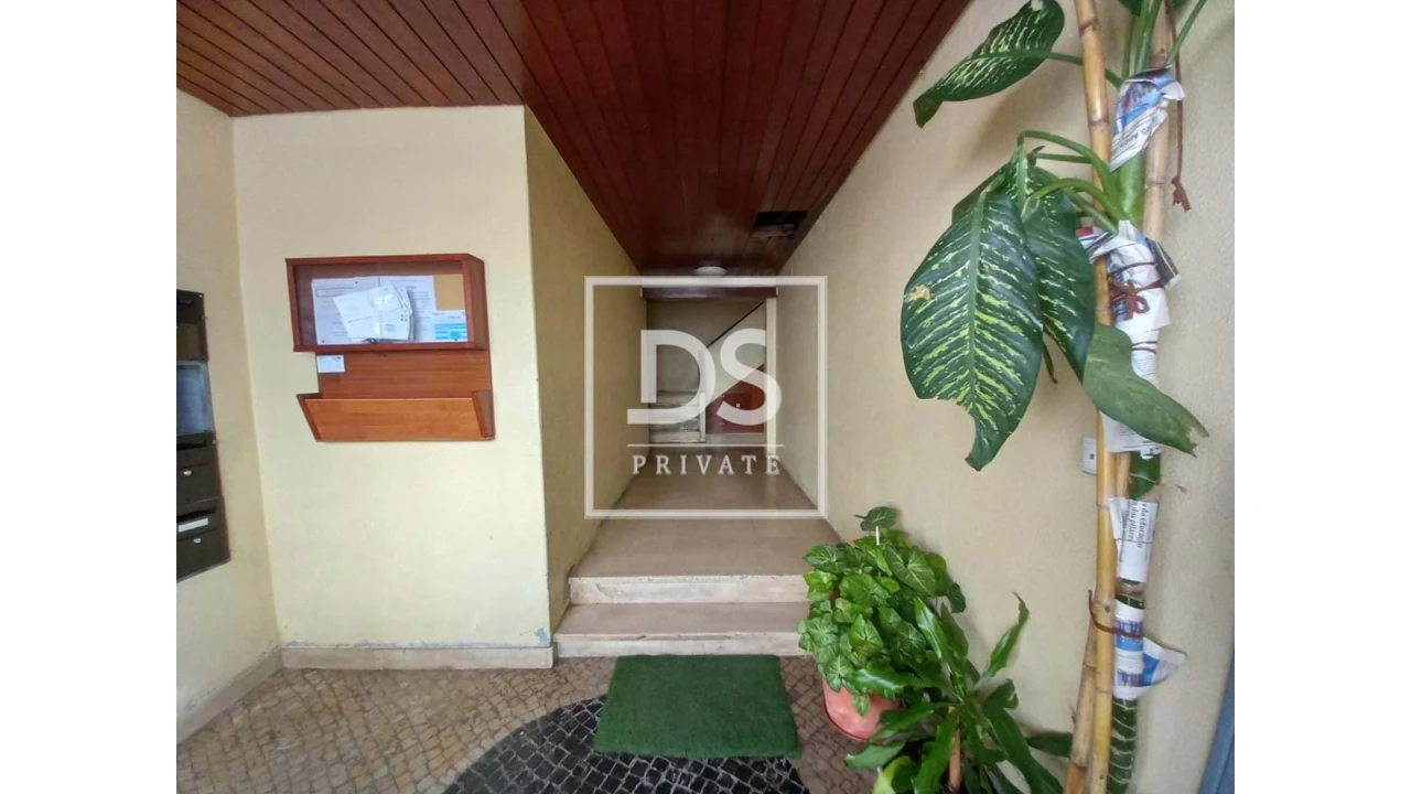 Apartamento T1 para Venda em Corroios Foto 2