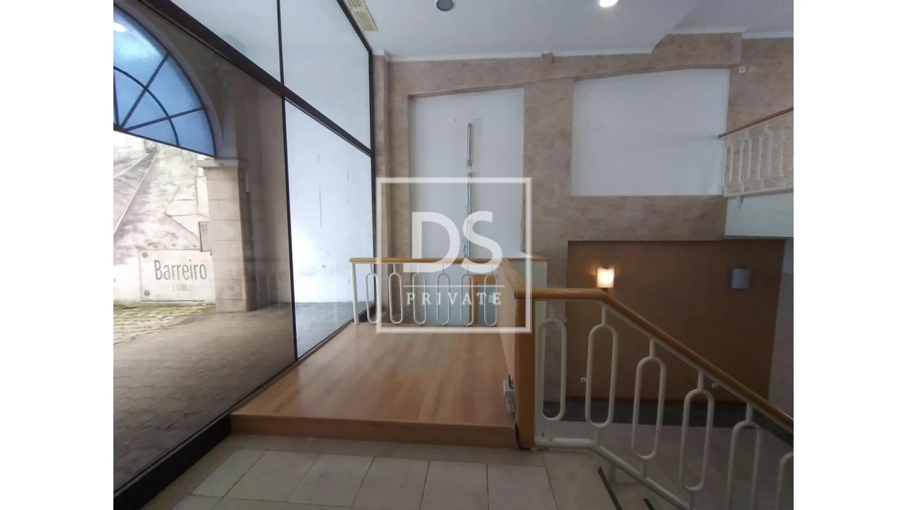 Negócio para Venda em Alto do Seixalinho, Santo André e Verderena Foto 30