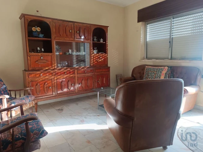 Moradia T5 para Venda em Vimioso Foto 10