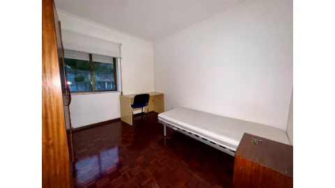 Apartamento T5 para Venda em Eiras e São Paulo de Frades