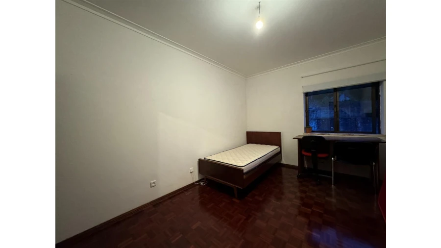 Apartamento T5 para Venda em Eiras e São Paulo de Frades Foto 9