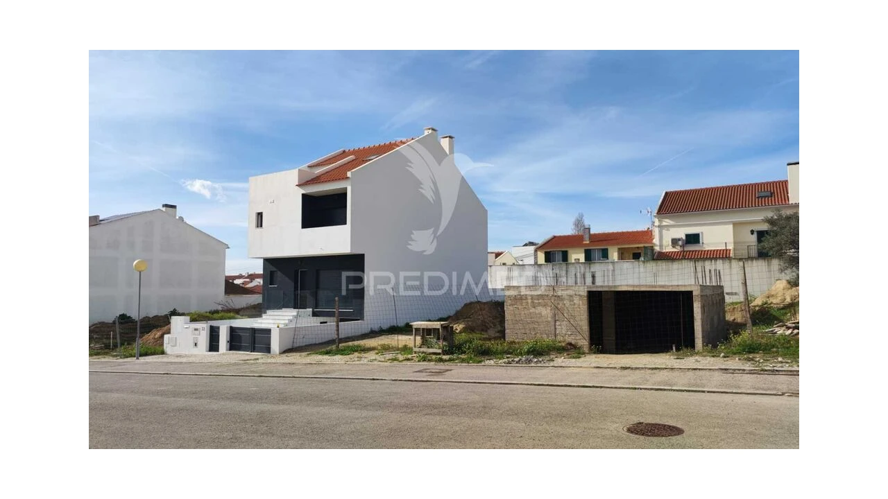 Terreno para Venda em Atalaia e Alto Estanqueiro-Jardia Foto 11