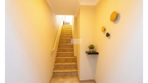 Apartamento para Venda em Lagoa e Carvoeiro