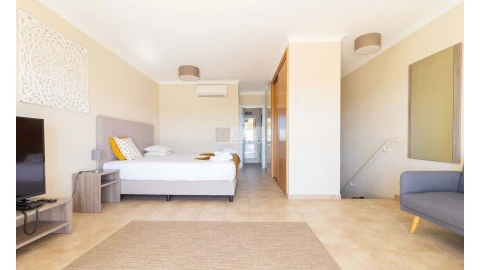 Apartamento para Venda em Lagoa e Carvoeiro