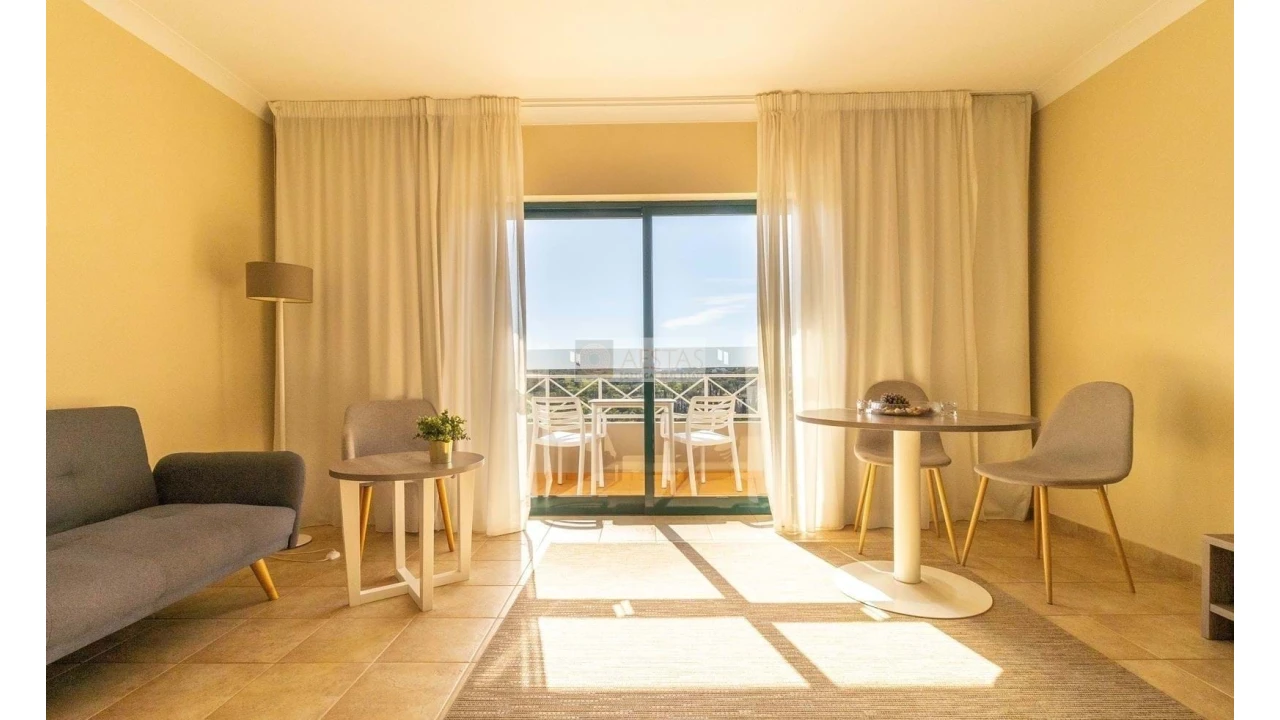 Apartamento para Venda em Lagoa e Carvoeiro Foto 2