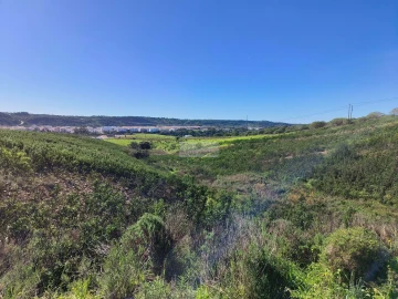 Terreno para Venda em Lagos (São Sebastião e Santa Maria)
