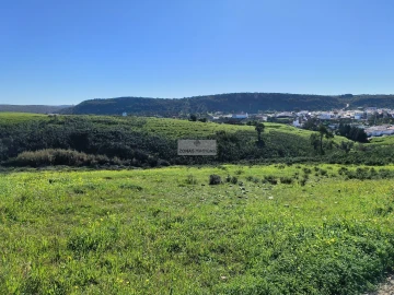 Terreno para Venda em Lagos (São Sebastião e Santa Maria)