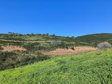 Terreno para Venda em Lagos (São Sebastião e Santa Maria)