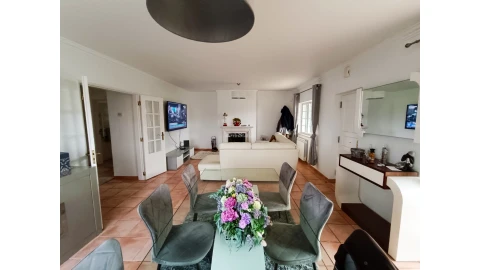 Moradia T4 para Venda em Sesimbra (Castelo)