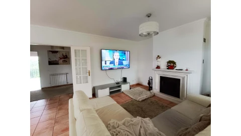 Moradia T4 para Venda em Sesimbra (Castelo)