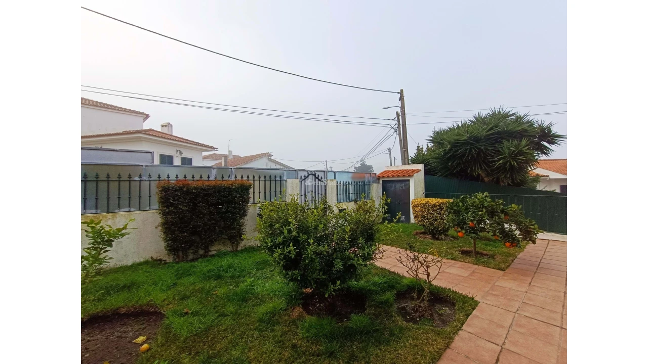 Moradia T4 para Venda em Sesimbra (Castelo) Foto 35