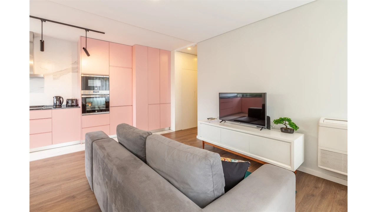 Apartamento T2 para Arrendamento férias em Braga (Maximinos, Sé e Cividade) Foto 27